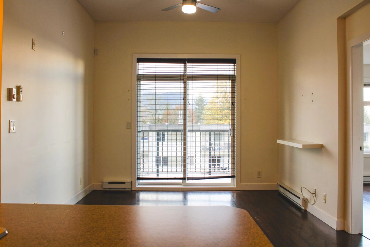 Living Room Photo of 412 46150 Bole Avenue, Chilliwack, BC