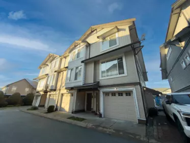 62 7156 144 Street, Surrey, BC, Surrey — Townhouse for sale