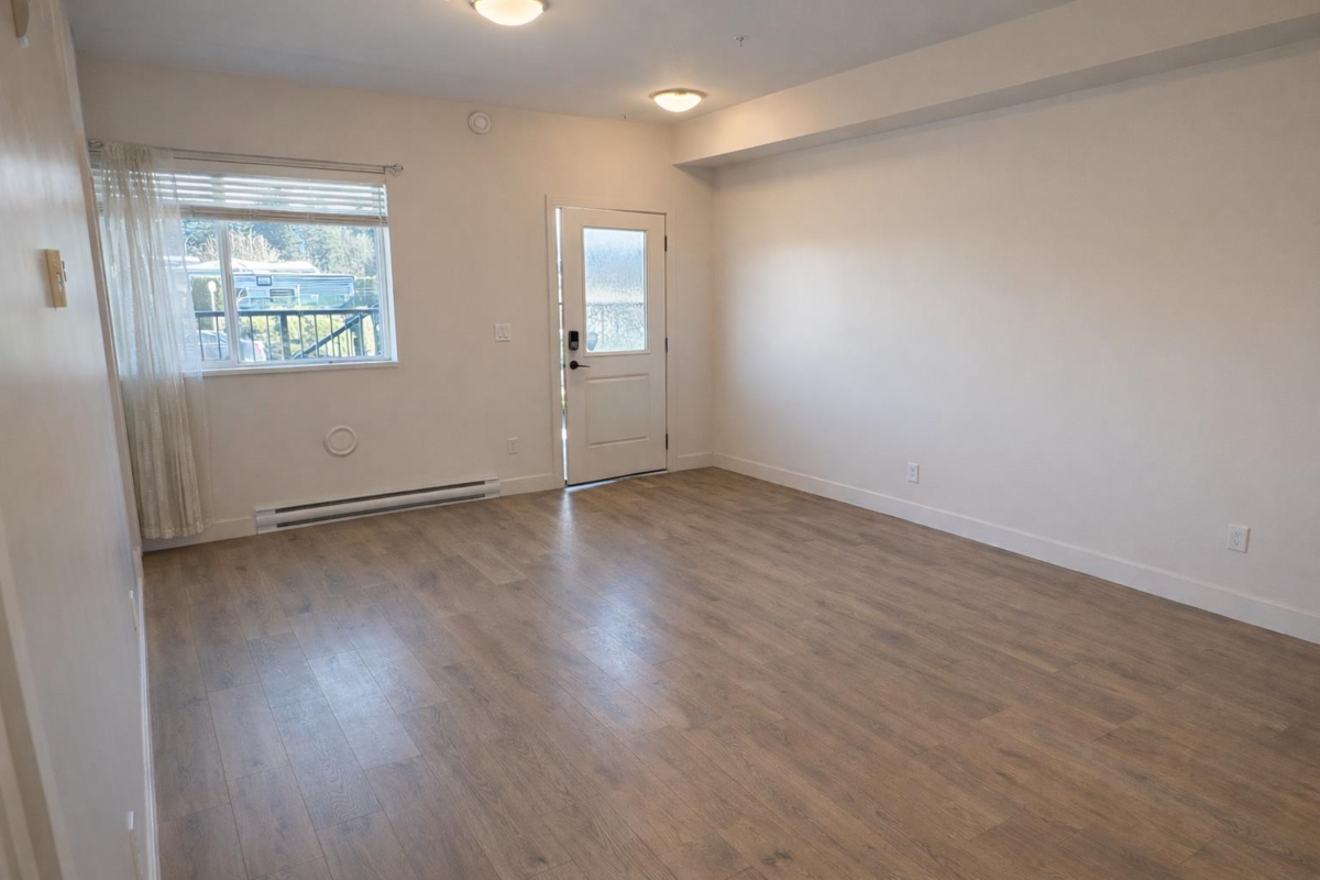 Family Room Photo of 63 1419 Mccallum Road, Abbotsford, BC