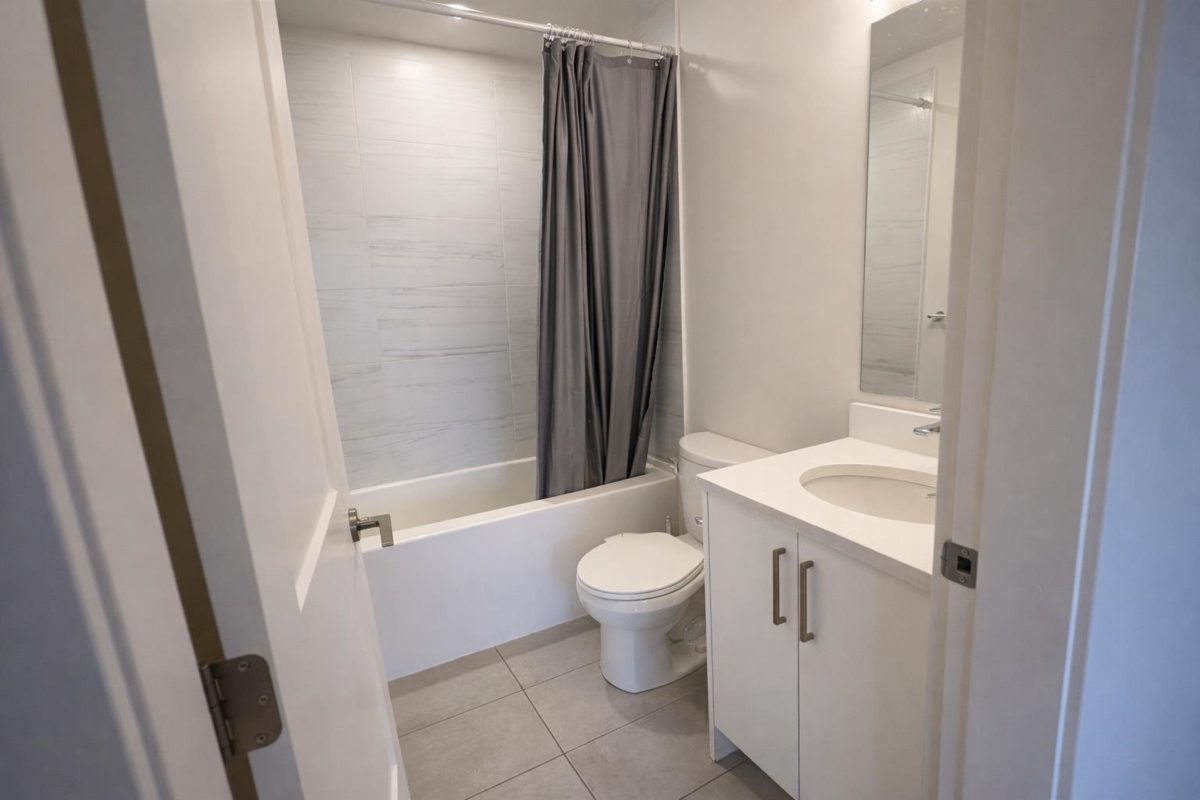 Kitchen Photo of 63 1419 Mccallum Road, Abbotsford, BC