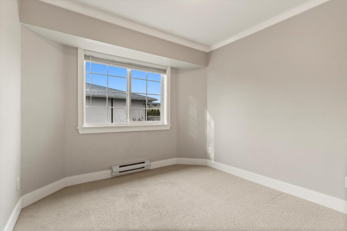 Bedroom 3 Photo of 207 45669 Mcintosh Drive, Chilliwack, BC