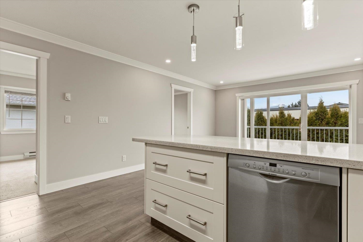 Breakfast Nook Photo of 207 45669 Mcintosh Drive, Chilliwack, BC