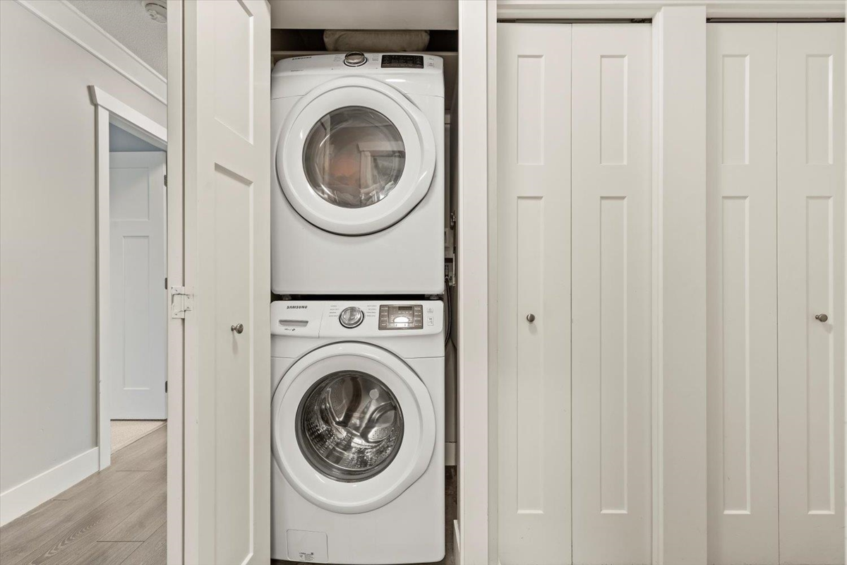 Laundry Room Photo of 207 45669 Mcintosh Drive, Chilliwack, BC