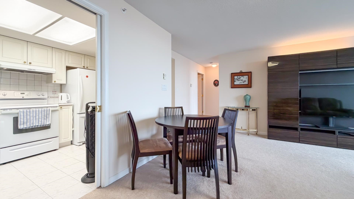 Breakfast Nook Photo of 1505 6080 Minoru Boulevard, Richmond, BC