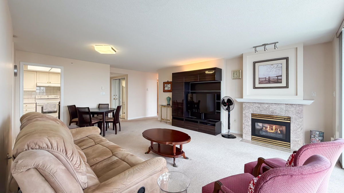 Kitchen Island Photo of 1505 6080 Minoru Boulevard, Richmond, BC