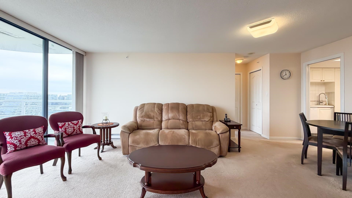Kitchen Photo of 1505 6080 Minoru Boulevard, Richmond, BC