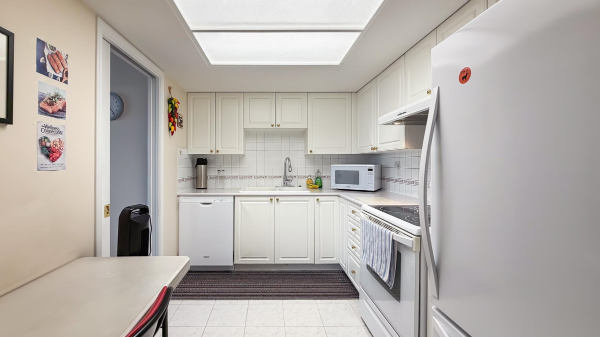 Primary Bedroom Photo of 1505 6080 Minoru Boulevard, Richmond, BC