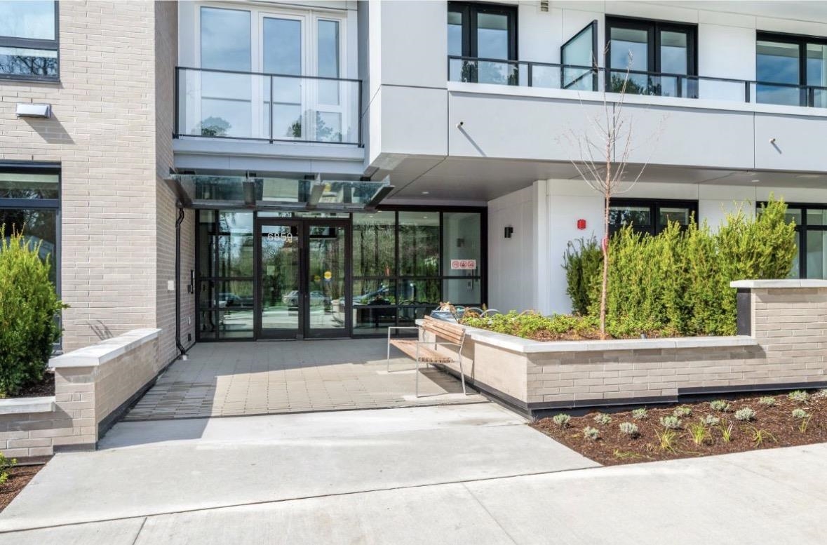 Dining Area Photo of 312 6859 Cambie Street, Vancouver, BC