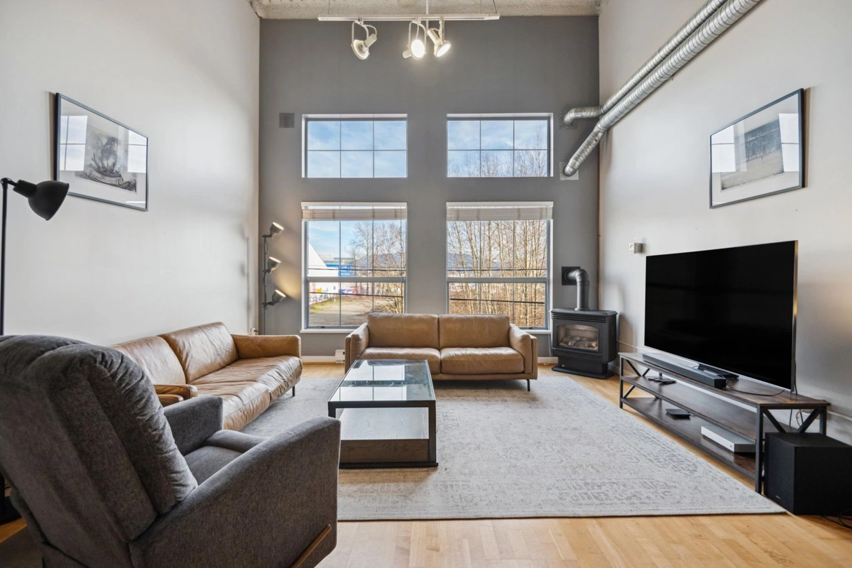 Family Room Photo of 211 336 E 1st Avenue, Vancouver, BC