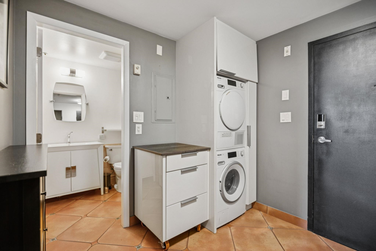 Loft / Bonus Room Photo of 211 336 E 1st Avenue, Vancouver, BC