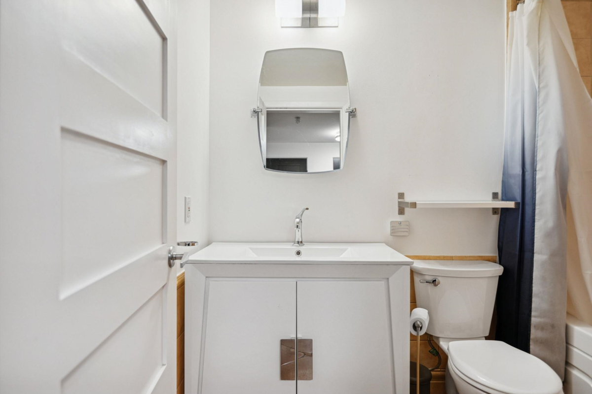 Office / Den Photo of 211 336 E 1st Avenue, Vancouver, BC