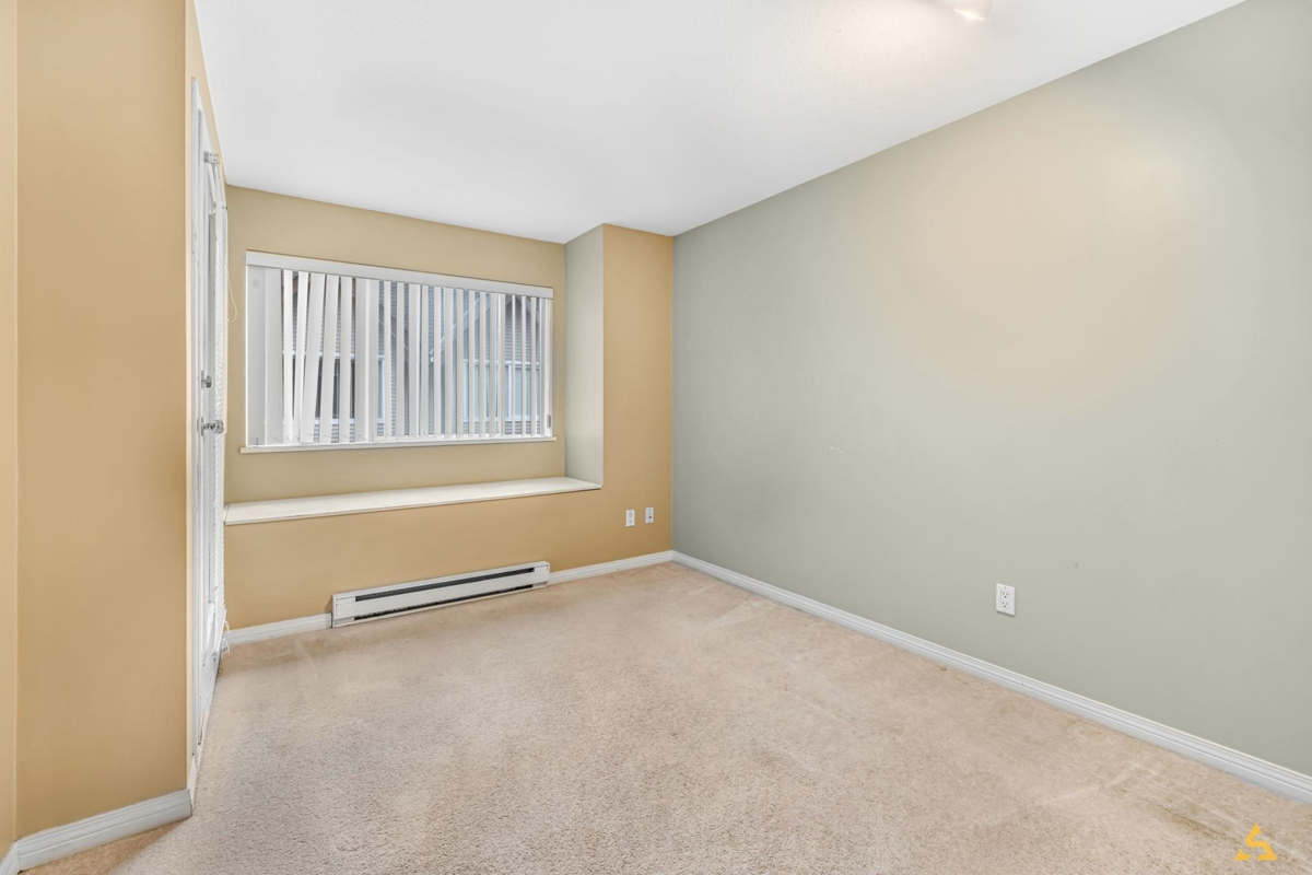 Breakfast Nook Photo of 112 19700 56 Avenue, Langley, BC