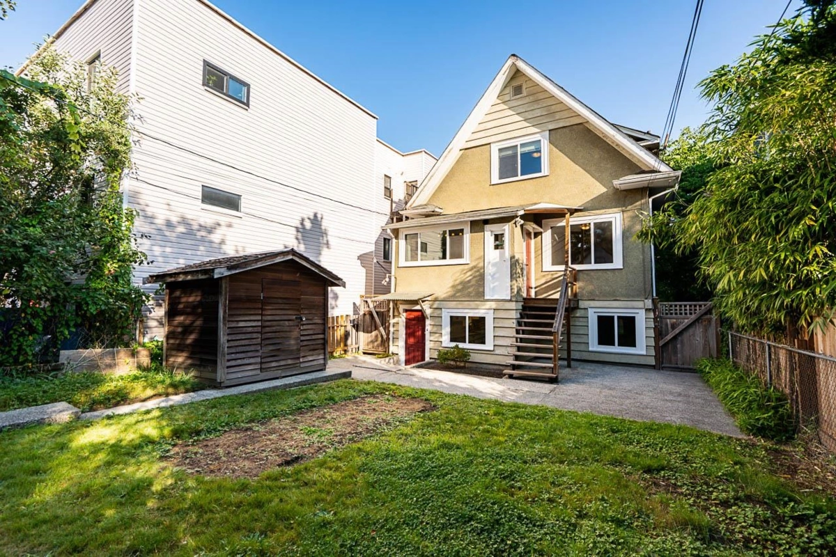 Community Amenities Photo (Clubhouse) of 22 E 18th Avenue, Vancouver, BC