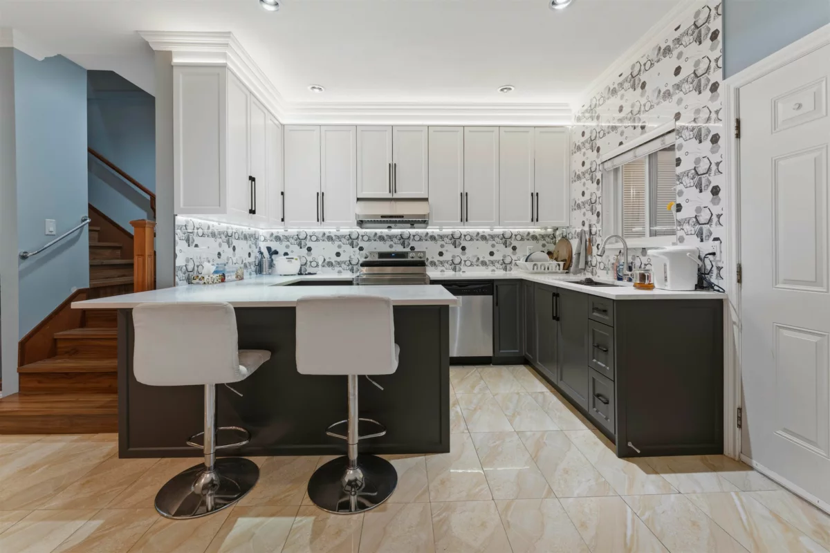 Walk-In Closet Photo of 9347 122 Street, Surrey, BC