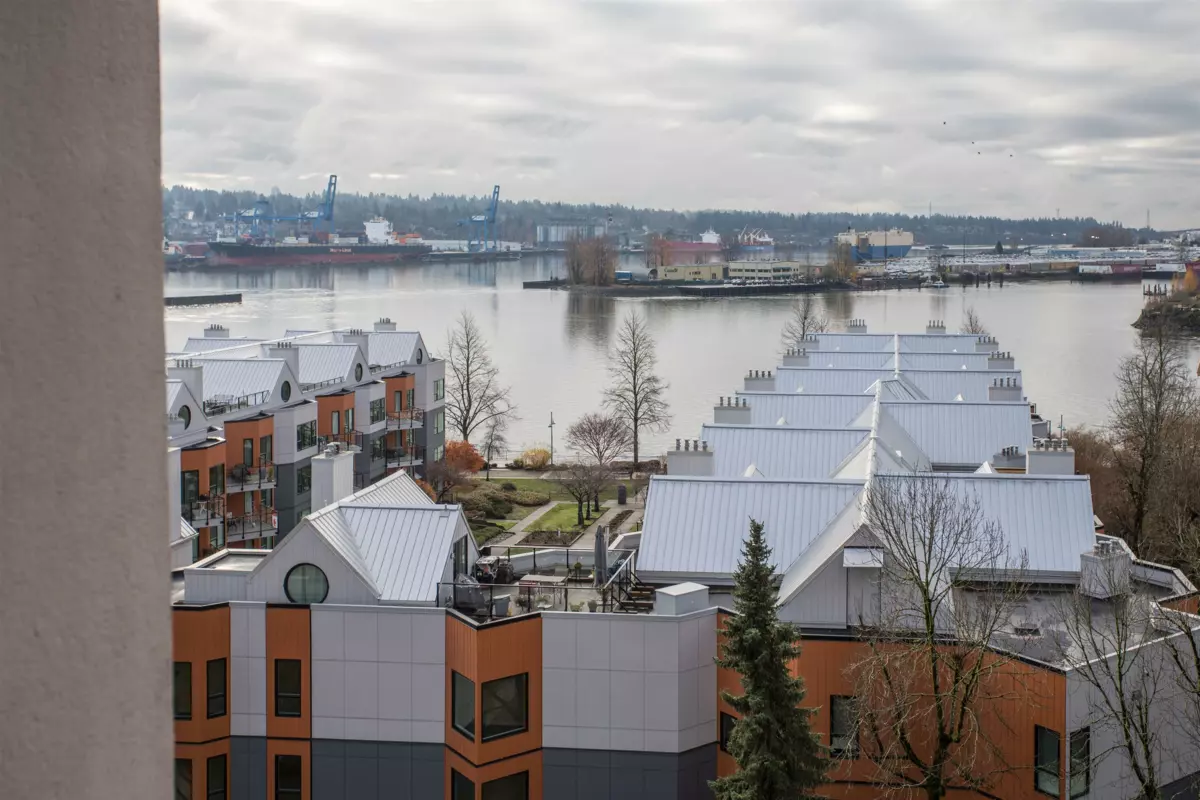 Guest Bathroom Photo of 1003 1185 Quayside Drive, New Westminster, BC