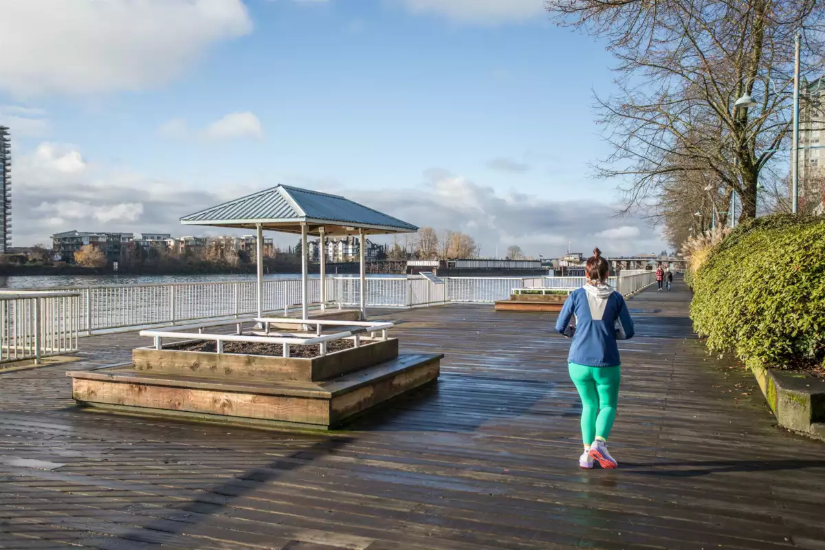 Hot Tub / Spa Photo of 1003 1185 Quayside Drive, New Westminster, BC