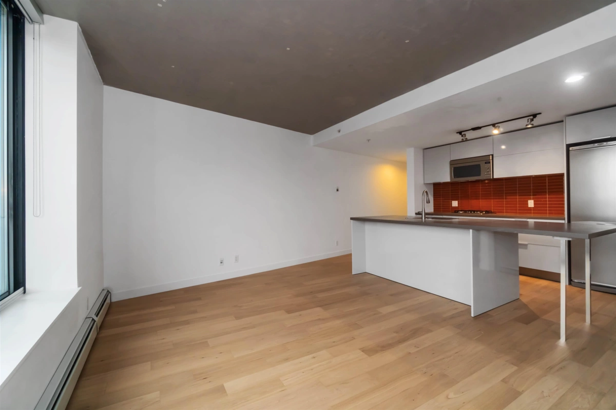 Family Room Photo of 2803 108 W Cordova Street, Vancouver, BC