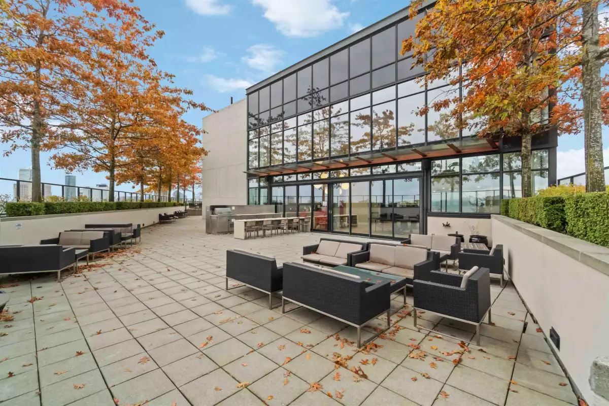 Hallway Photo of 2803 108 W Cordova Street, Vancouver, BC