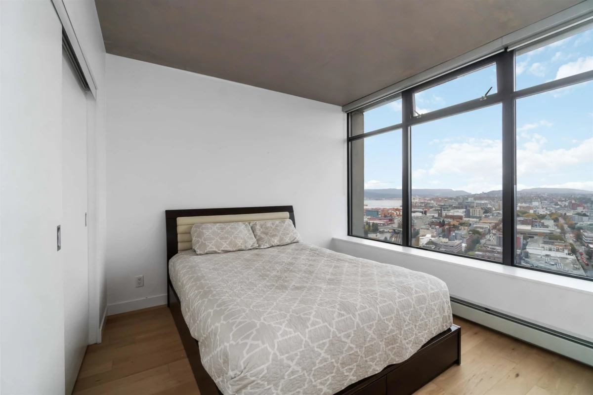 Walk-In Closet Photo of 2803 108 W Cordova Street, Vancouver, BC