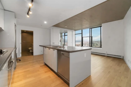 Kitchen Photo of 2803 108 W Cordova Street, Vancouver, BC