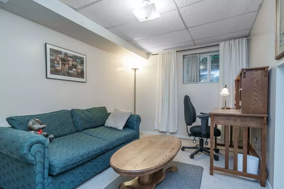 Entry Foyer Photo of 2625 North Road, Burnaby, BC