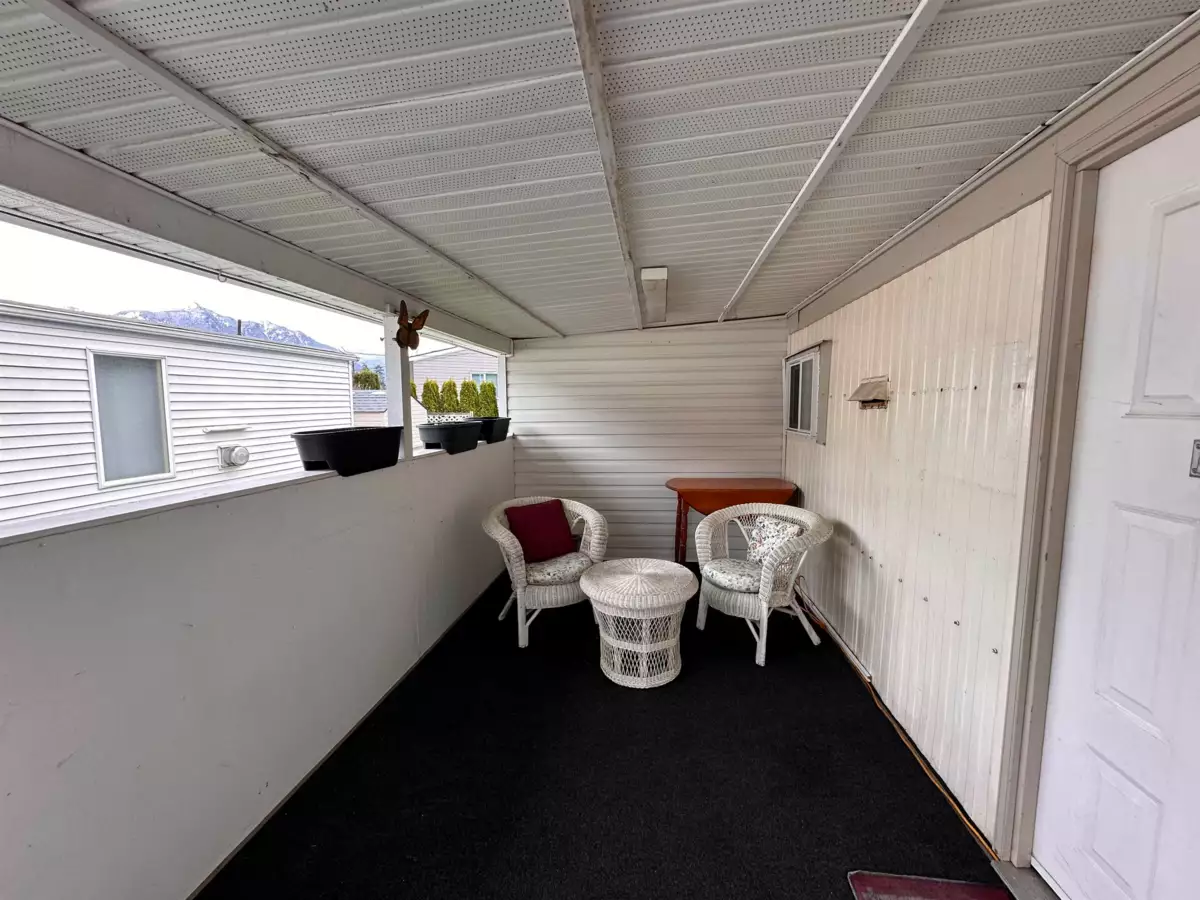 Bedroom 2 Photo of 17 62780 Flood Hope Road, Hope, BC