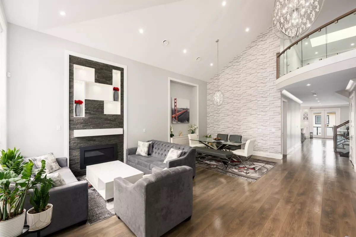 Family Room Photo of 14079 77a Avenue Avenue, Surrey, BC