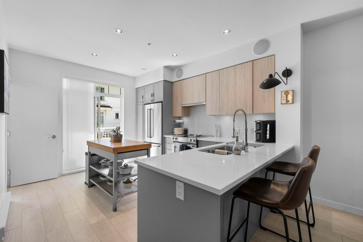 Bedroom 4 Photo of 26 2560 Pitt River Road, Port Coquitlam, BC