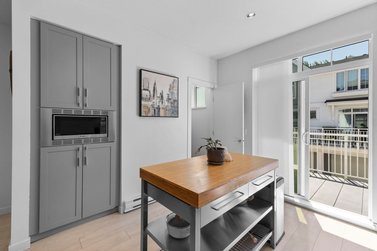 Guest Bathroom Photo of 26 2560 Pitt River Road, Port Coquitlam, BC