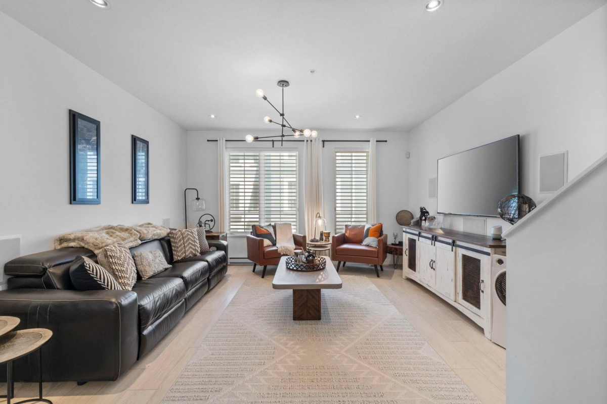 Kitchen Island Photo of 26 2560 Pitt River Road, Port Coquitlam, BC