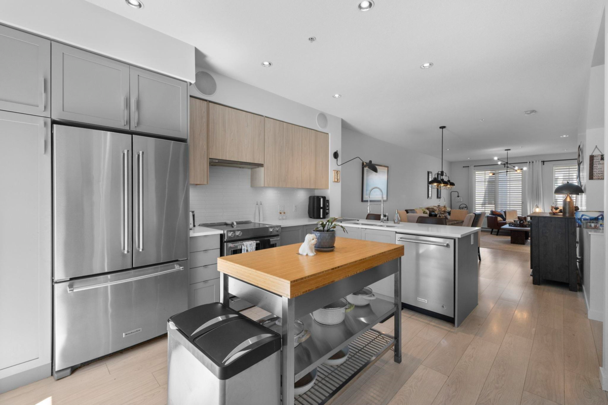 Powder Room Photo of 26 2560 Pitt River Road, Port Coquitlam, BC