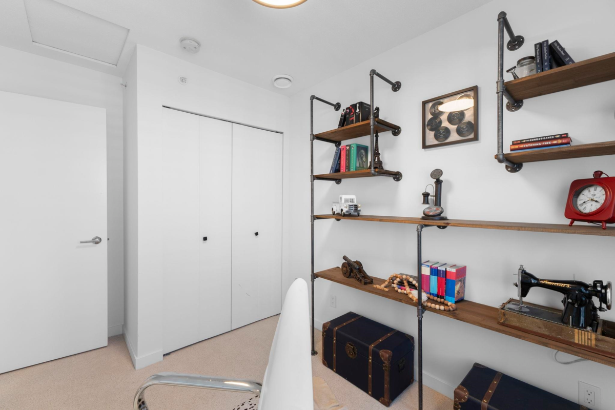 Swimming Pool Photo of 26 2560 Pitt River Road, Port Coquitlam, BC