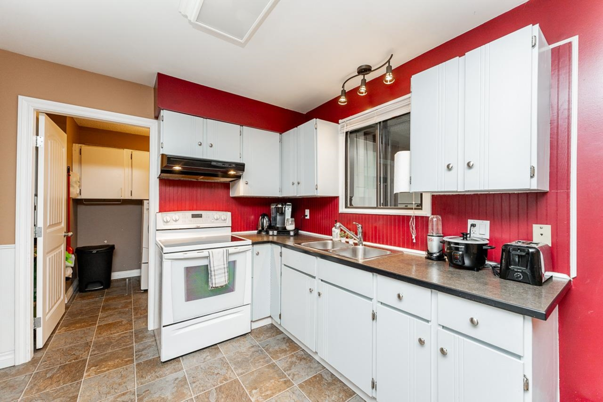 Bedroom 2 Photo of 4453 201 Street, Langley, BC