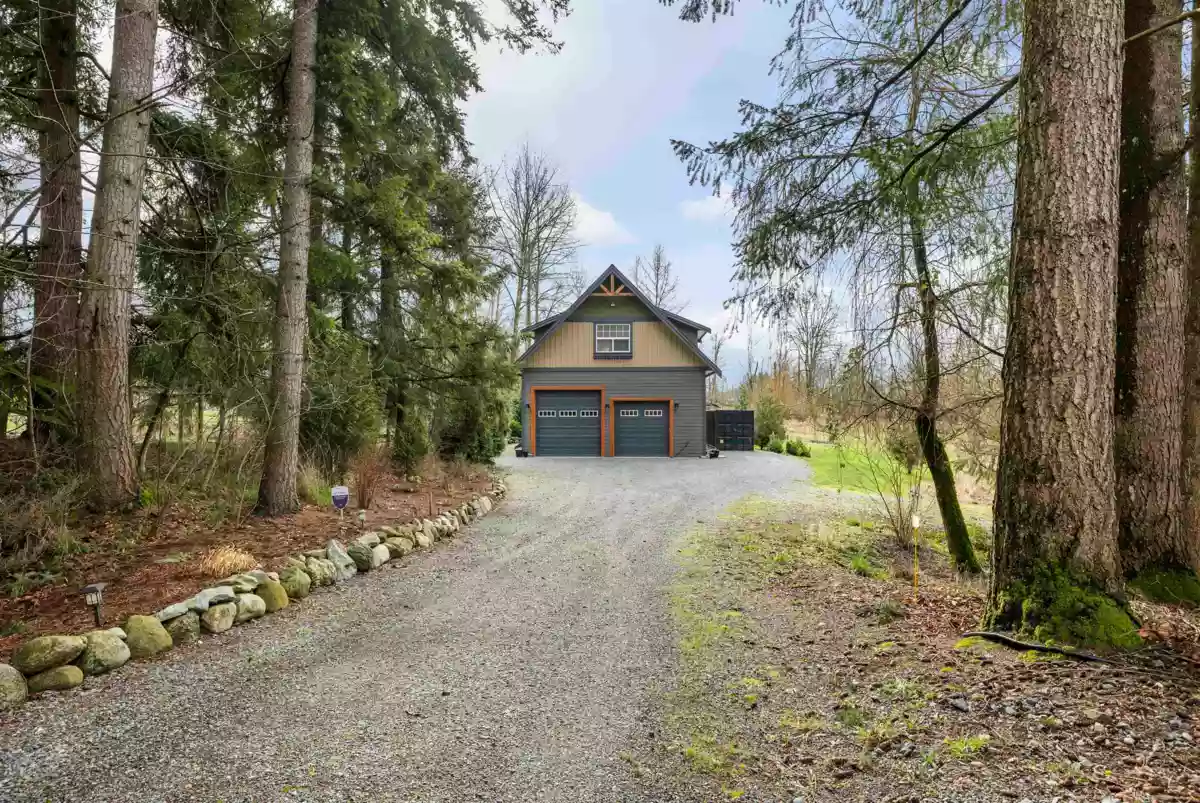 Hallway Photo of 23544 20 Avenue, Langley, BC