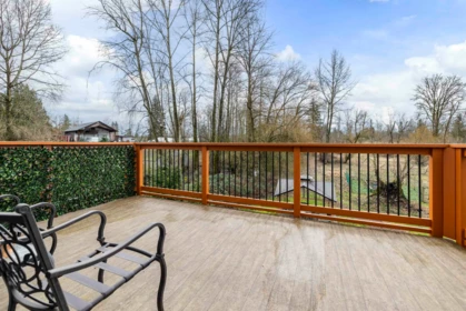 Garden / Landscaping Photo of 23544 20 Avenue, Langley, BC