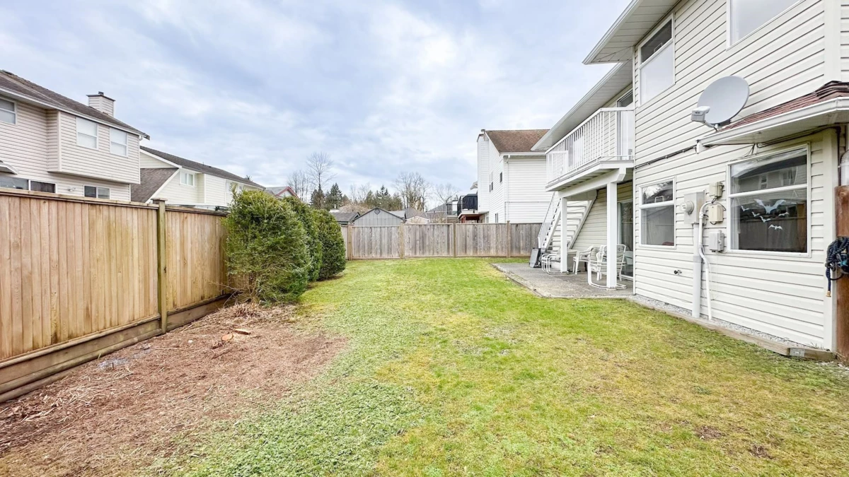 Living Room Photo of 12055 Chestnut Crescent, Pitt Meadows, BC