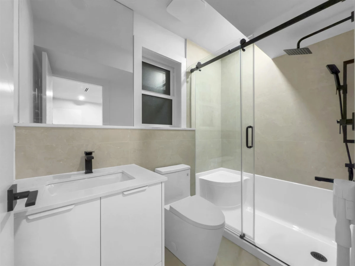 Laundry Room Photo of 20888 48 Avenue, Langley, BC