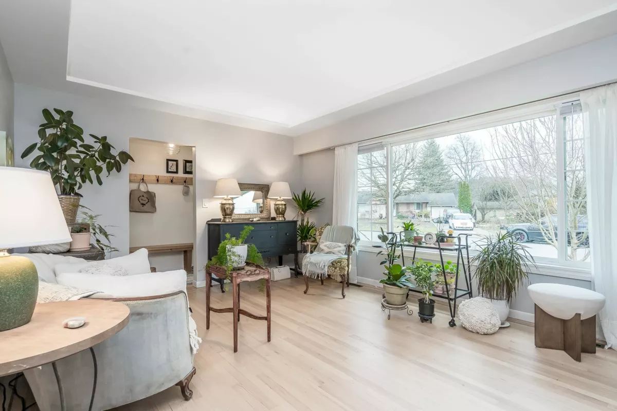 Dining Area Photo of 9727 Hazel Street, Chilliwack, BC