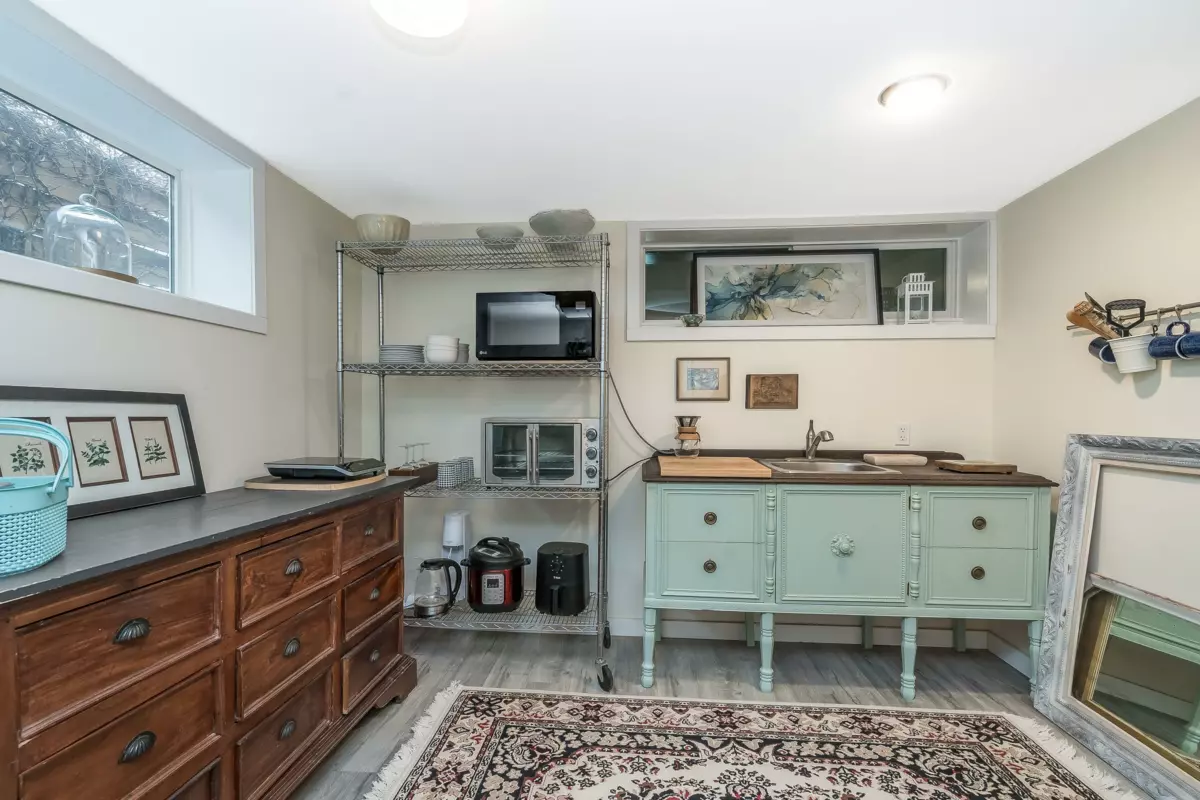 Entry Foyer Photo of 9727 Hazel Street, Chilliwack, BC