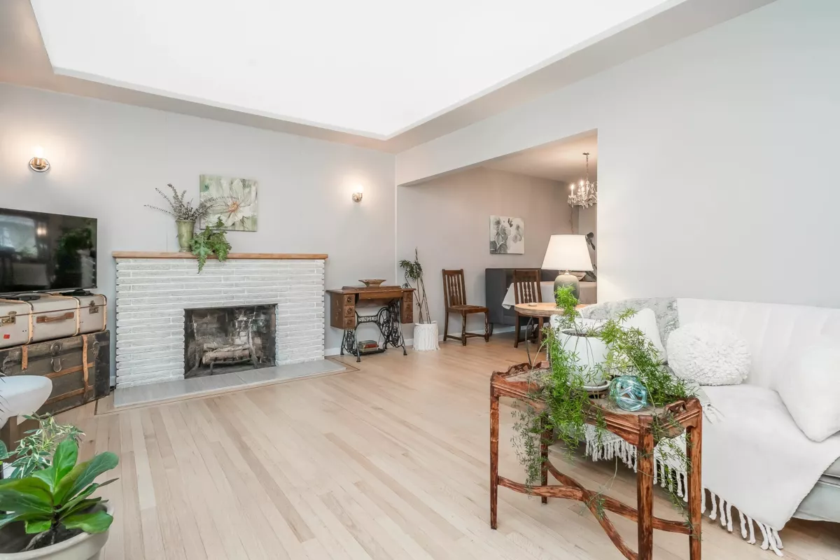 Family Room Photo of 9727 Hazel Street, Chilliwack, BC