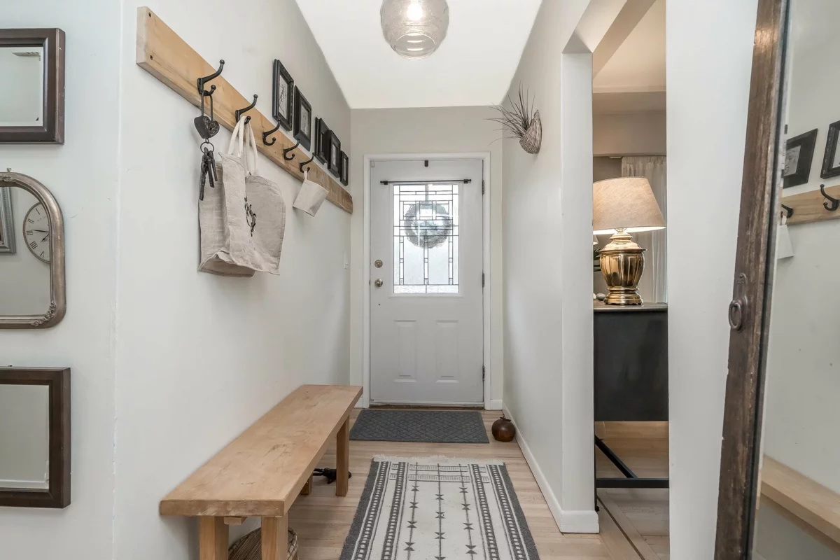 Kitchen Photo of 9727 Hazel Street, Chilliwack, BC