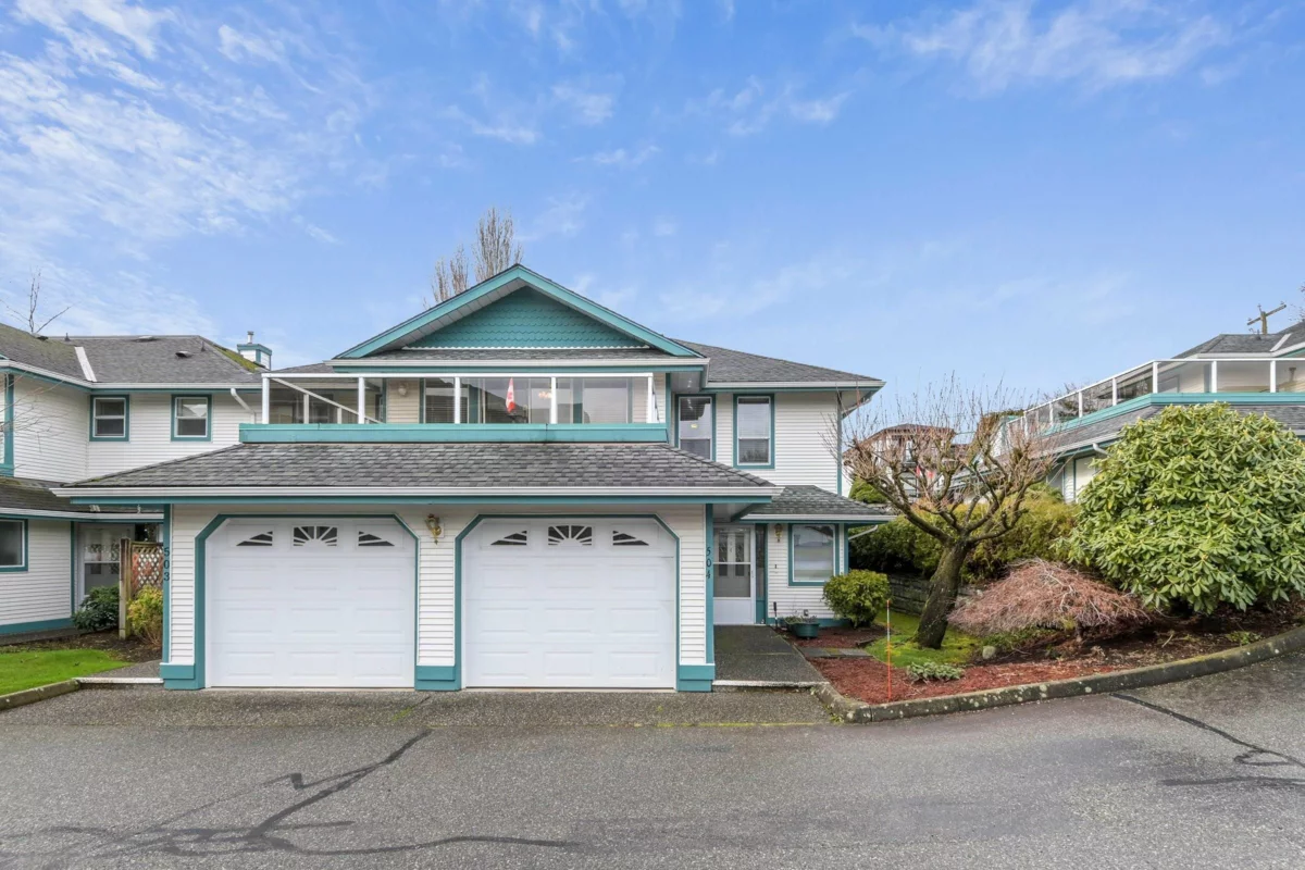 Exterior Front Photo of 504 7500 Columbia Street, Mission, BC