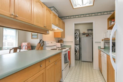 Kitchen Island Photo of 504 7500 Columbia Street, Mission, BC