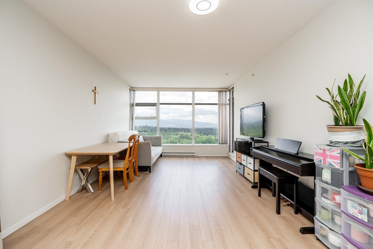 Bedroom 3 Photo of 2801 3102 Windsor Gate, Coquitlam, BC