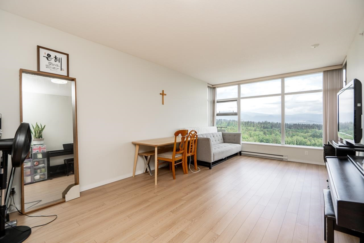 Bedroom 4 Photo of 2801 3102 Windsor Gate, Coquitlam, BC