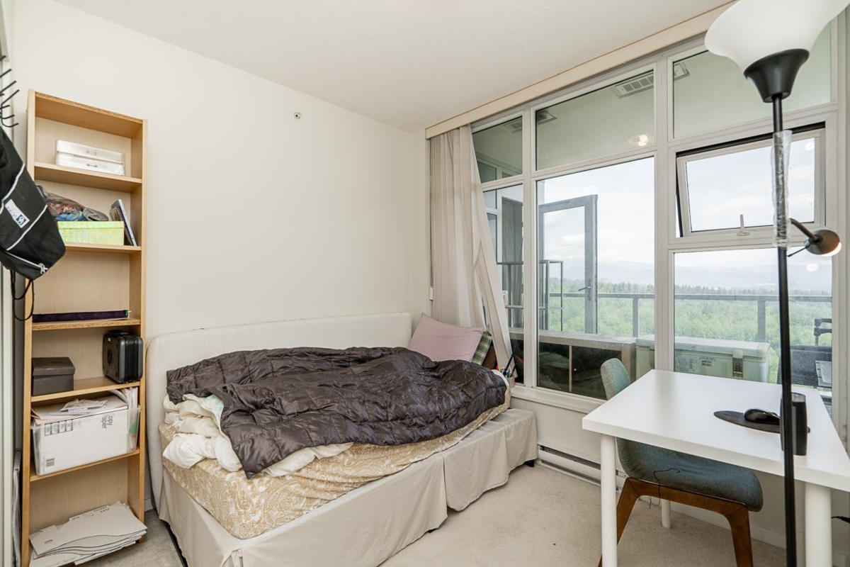 Entry Foyer Photo of 2801 3102 Windsor Gate, Coquitlam, BC