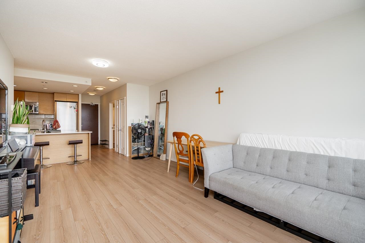 Office / Den Photo of 2801 3102 Windsor Gate, Coquitlam, BC