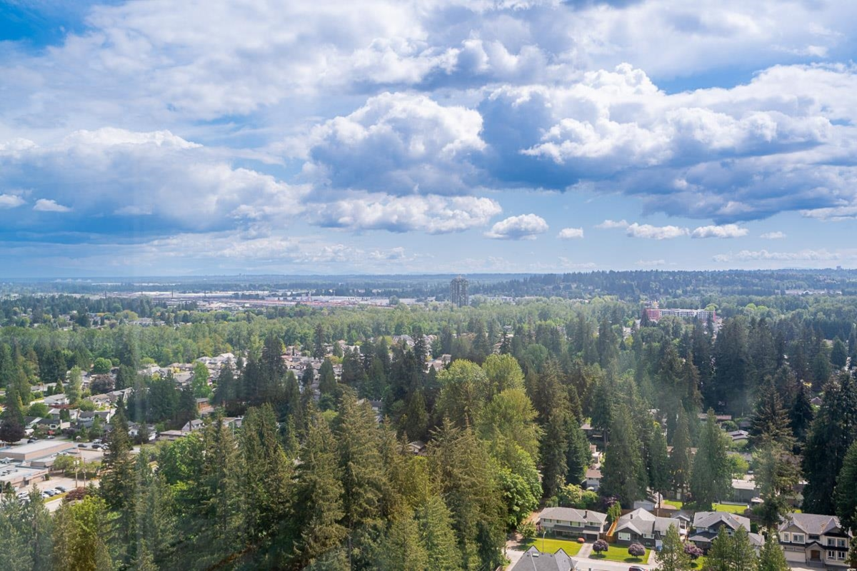 Outdoor Kitchen Photo of 2801 3102 Windsor Gate, Coquitlam, BC