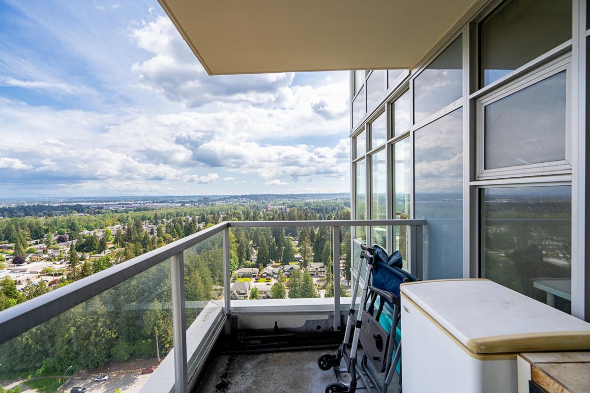 Outdoor Patio Photo of 2801 3102 Windsor Gate, Coquitlam, BC