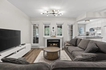 213 1189 Westwood Street, Coquitlam, BC